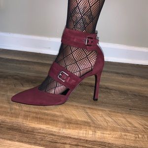 Pelle Moda Burgindy Shoe